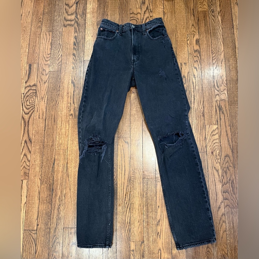 Abercrombie The 90s Straight Ultra High Rise Jeans Distressed Black